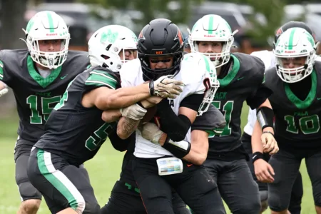 Big plays carry Wolfpack past Fredonia 40-8